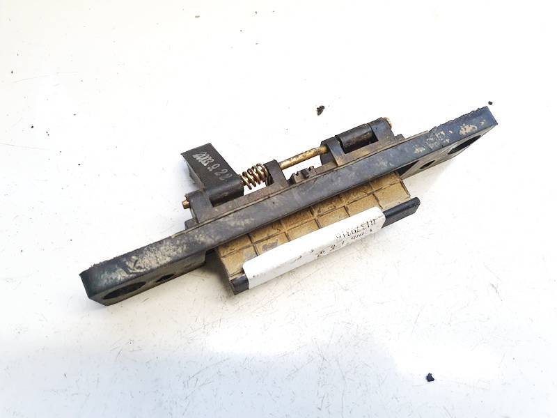 Kia Sorento 2004 Tailgate Boot Opening Switch and Handle - REAR - Thumbnail 2