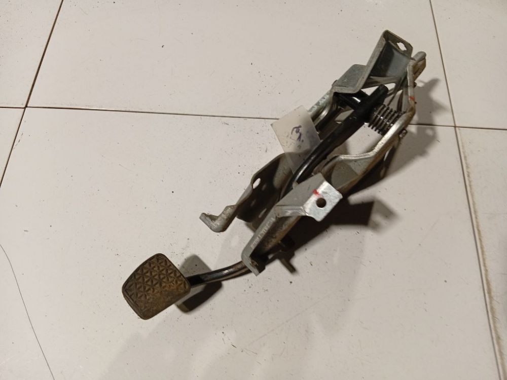 Opel Astra 1999 Pedał hamulca