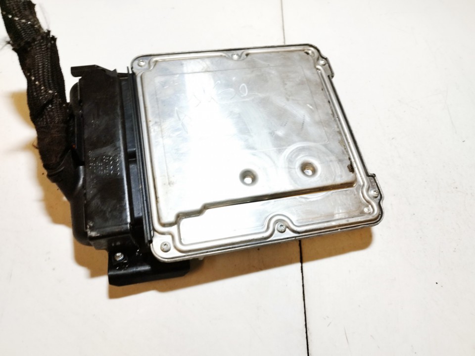 03G906016GN Audi A4 2005 CALCULATEUR MOTEUR