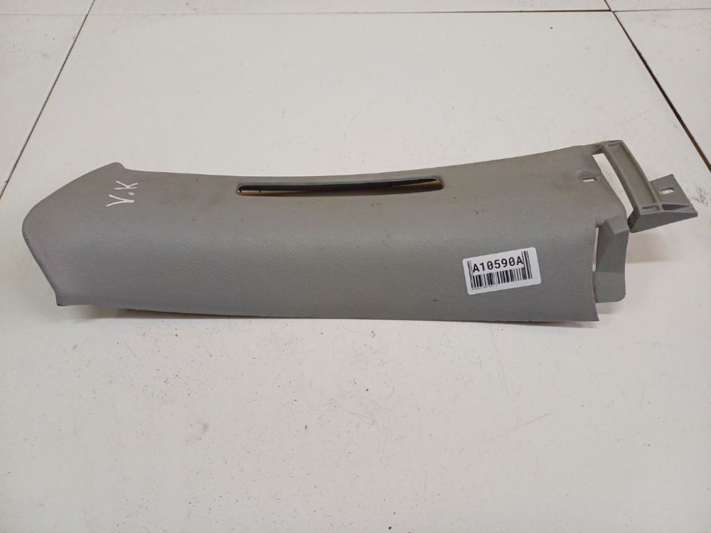 MR189955 Mitsubishi Colt 1996 Verkleidung Säule - MITTE RECHTS