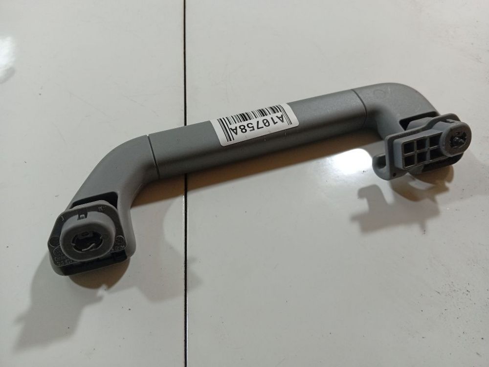 7L0857644 Porsche Cayenne 2003 Innenraum Dach Haltegriff Hinten Rechts - Thumbnail 2