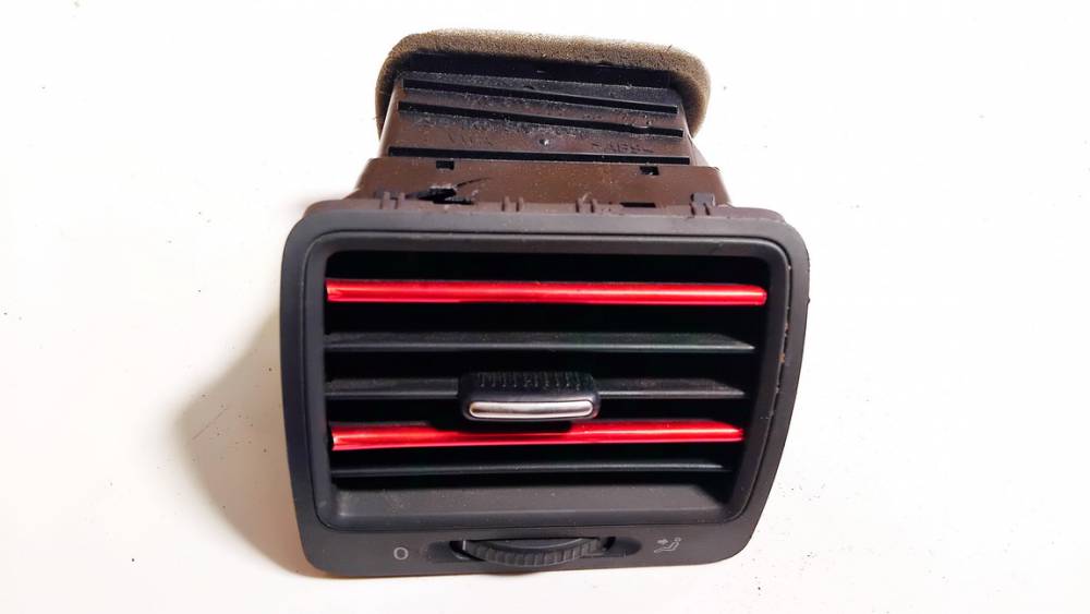 1K0819710 Volkswagen Golf 2005 Dash Vent (Air Vent Grille)