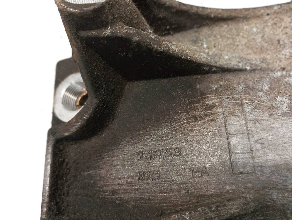 55197248 SAAB 9-5 2005 Variklio kronsteinas ir Greiciu dezes kronsteinas - Thumbnail 4