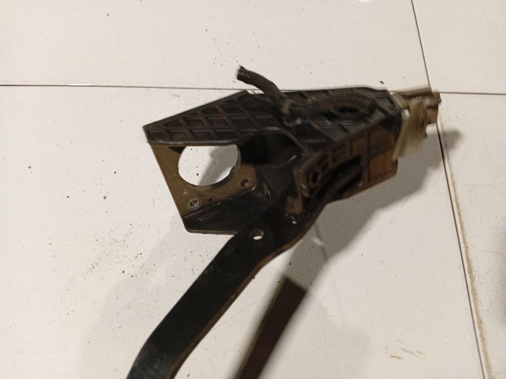 Kia Ceed 2007 Pedal work, Brake pedal, Pedal bracket, Clutch pedal - Thumbnail 4