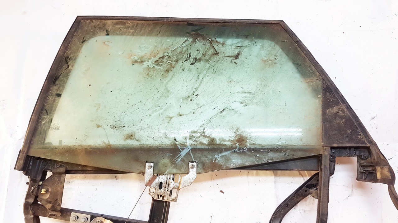 Audi A6 2000 Duru stiklas G.K.