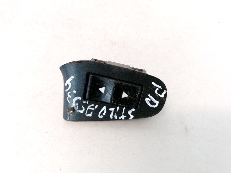 B569 Fiat Stilo 2001 Power window control (Window Regulator-Window Switch)