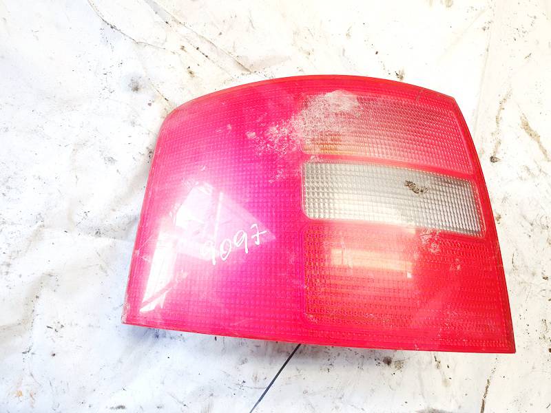 4B9945095D Audi A6 2000 Lampa tylna - TYLNE LEWE
