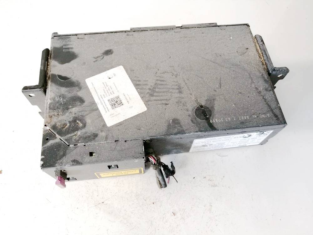 65126913388 BMW X5 2003 CD changers