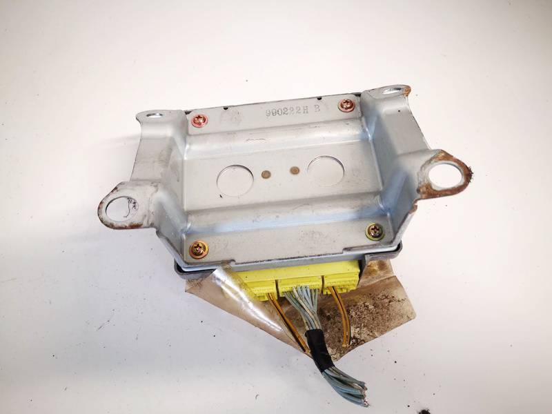 8917052040 Toyota Yaris 1999 SRS gaisa spilvena dators – gaisa spilvenu vadības bloks - Thumbnail 3