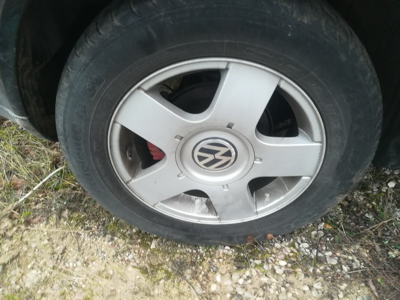 6JET38 Volkswagen Golf 2001 Wheels kit R15