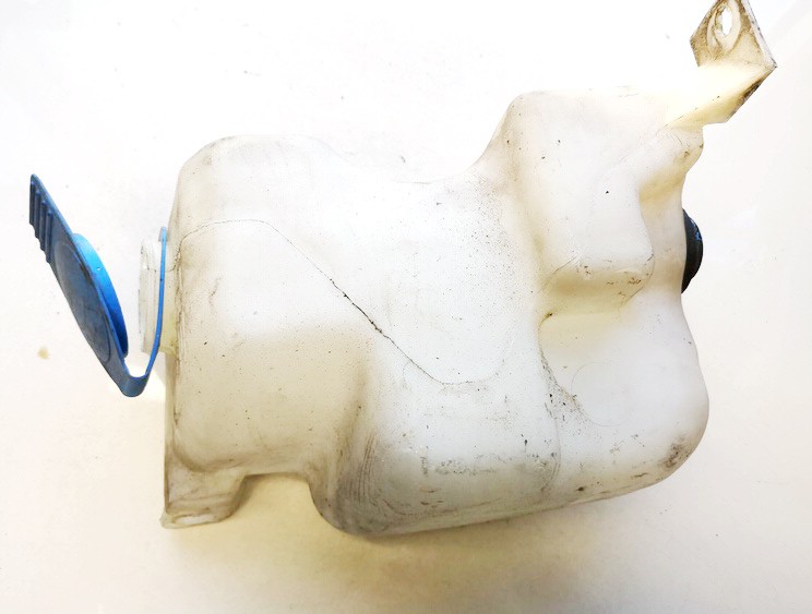 1J0955453F Volkswagen Golf 1998 Windshield Washer Reservoir tank (WASHER BOTTLE)