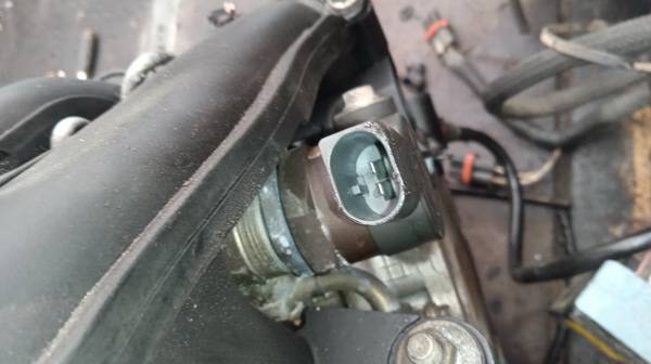 0281002481 BMW 3-Series 2004 Датчик топливной магистрали - Thumbnail 2