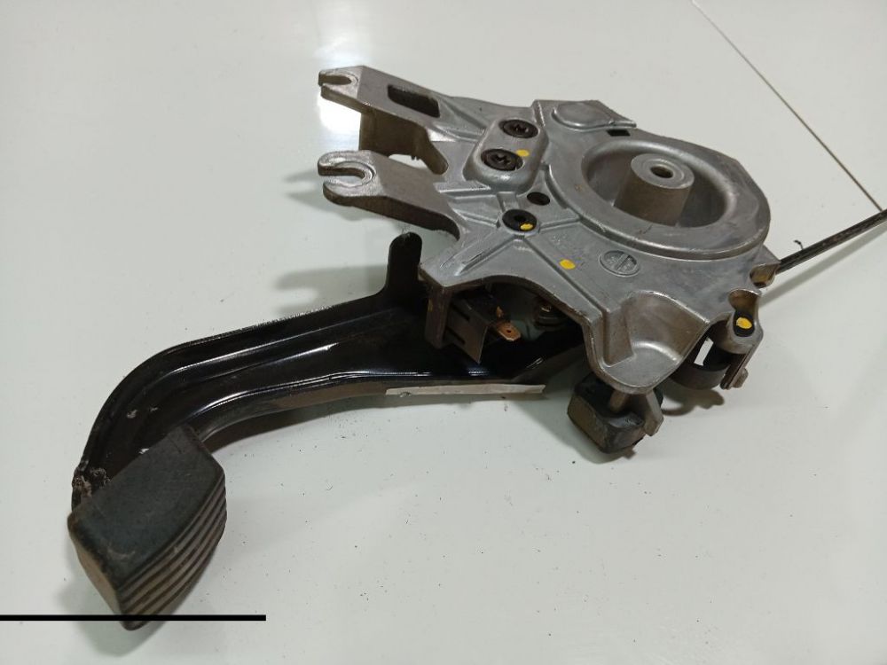 A1644200784 Mercedes-Benz ML-CLASS 2007 PALANCA FRENO DE MANO