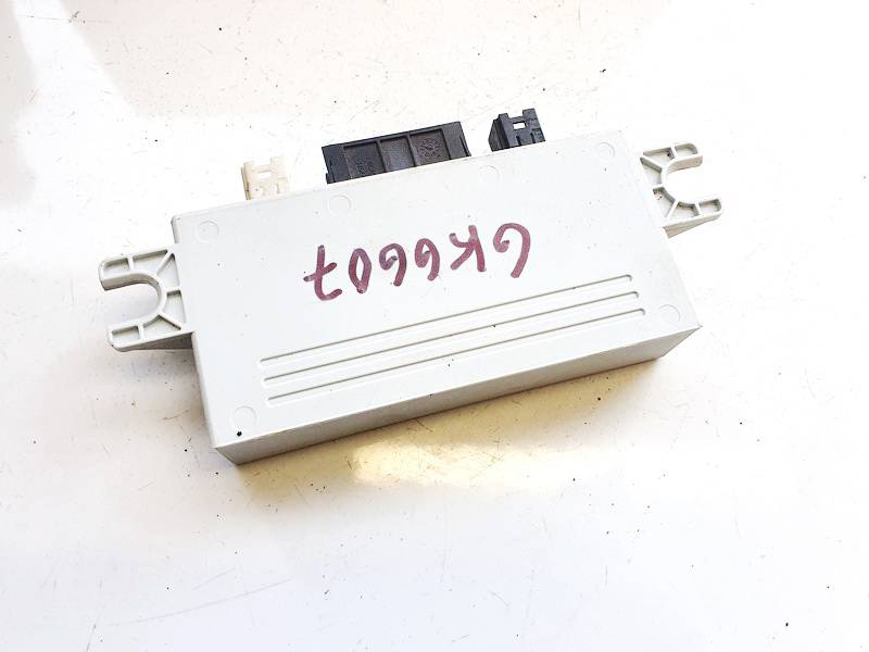 6918567 BMW 7-Series 2002 Other computers