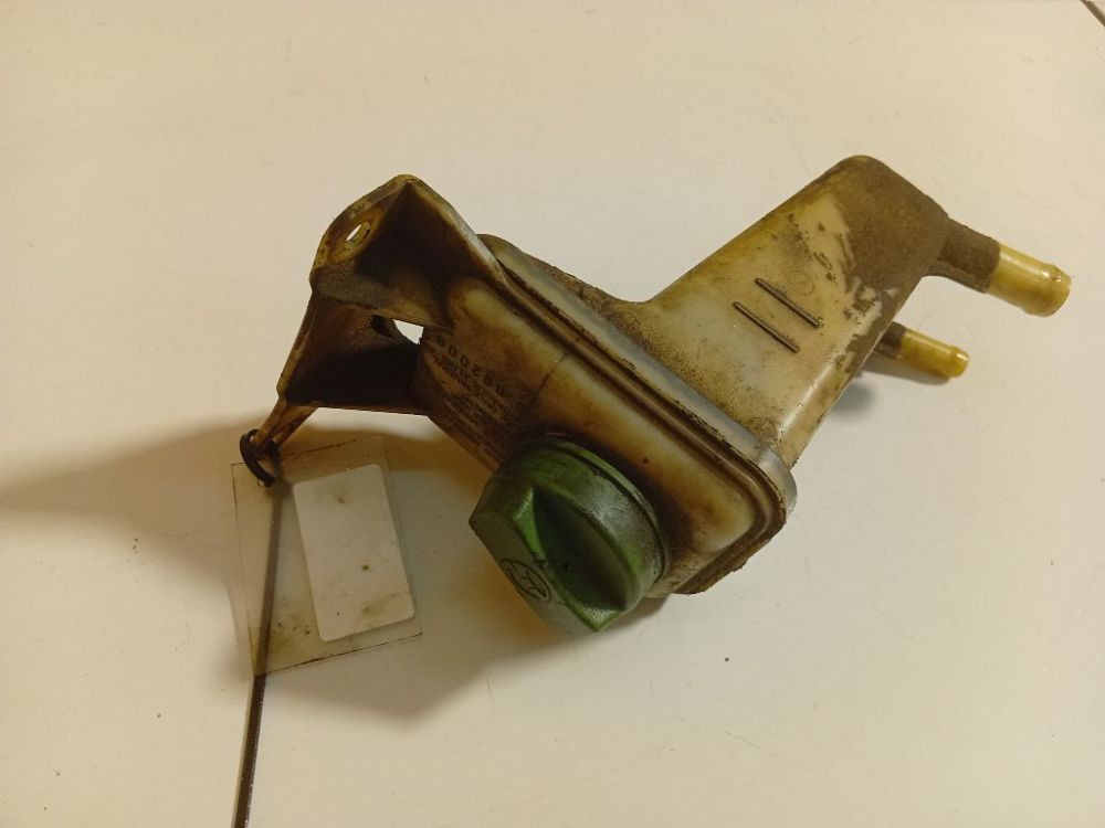 8D0422373C Audi A6 2003 Power Steering Pump Oil Reservoir Tank