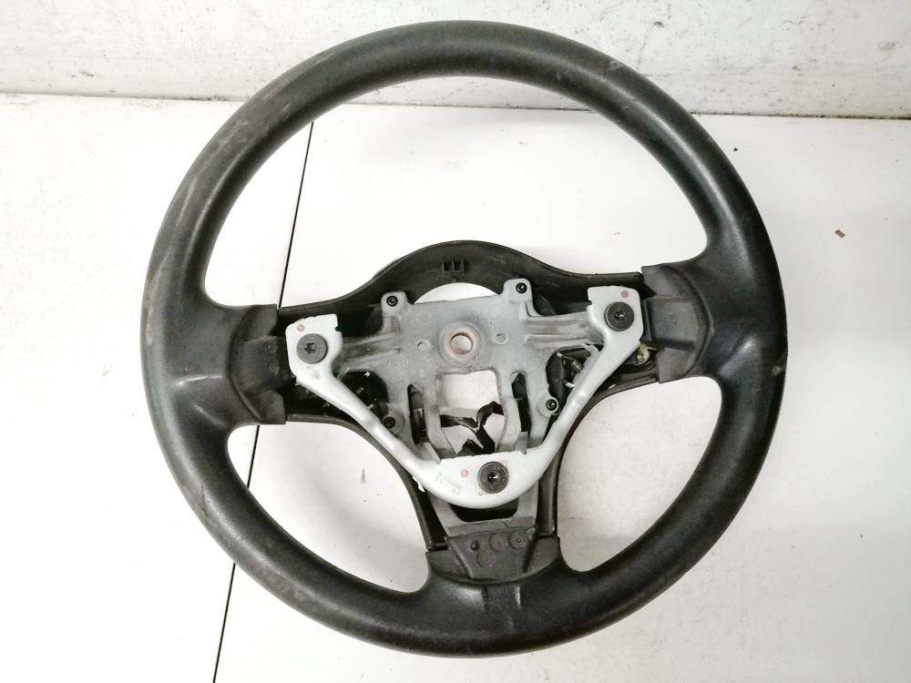 603738900 Mitsubishi Colt 2005 Steering wheel