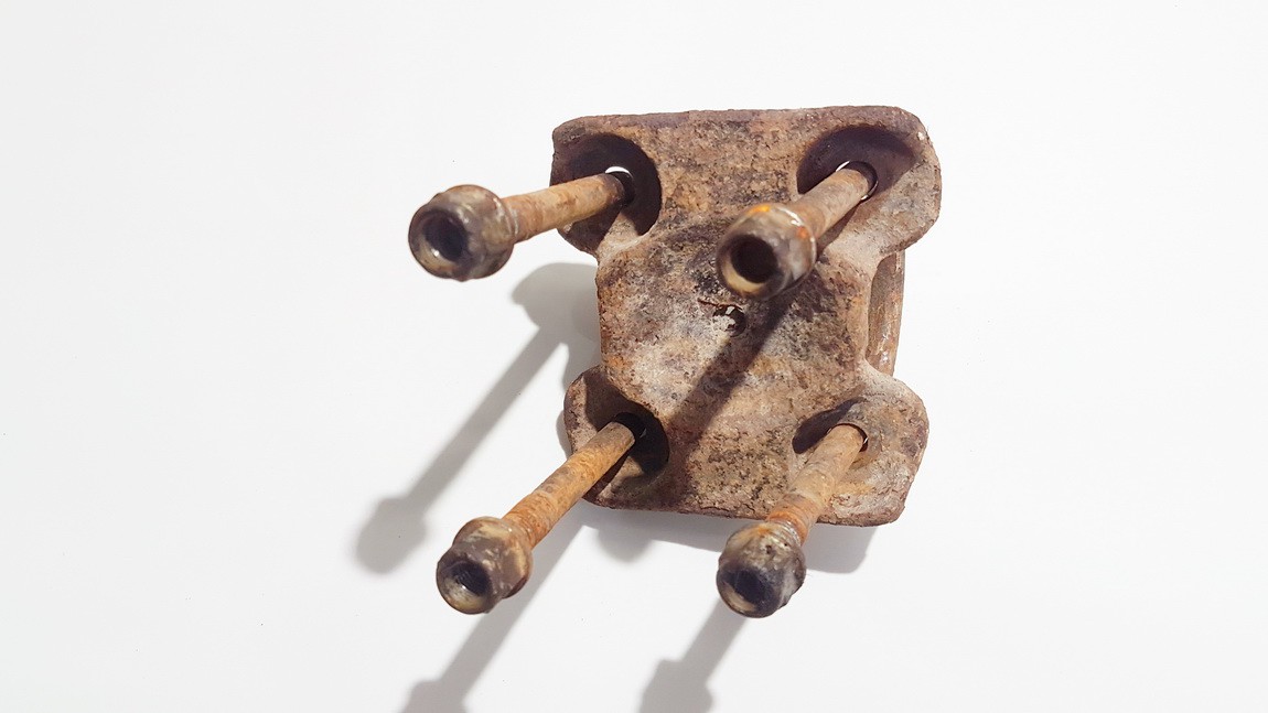 Volkswagen Caddy 2005 Leaf Spring holder - Thumbnail 3