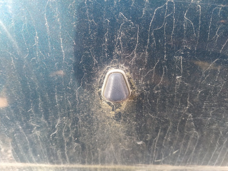 Rover 600-Series 1996 Dysza spryskiwacza przedniej szyby - Thumbnail 3