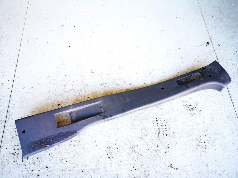 YC15V243A53B Ford Transit 2005 Wykończenie wnętrza (plastikowe elementy)