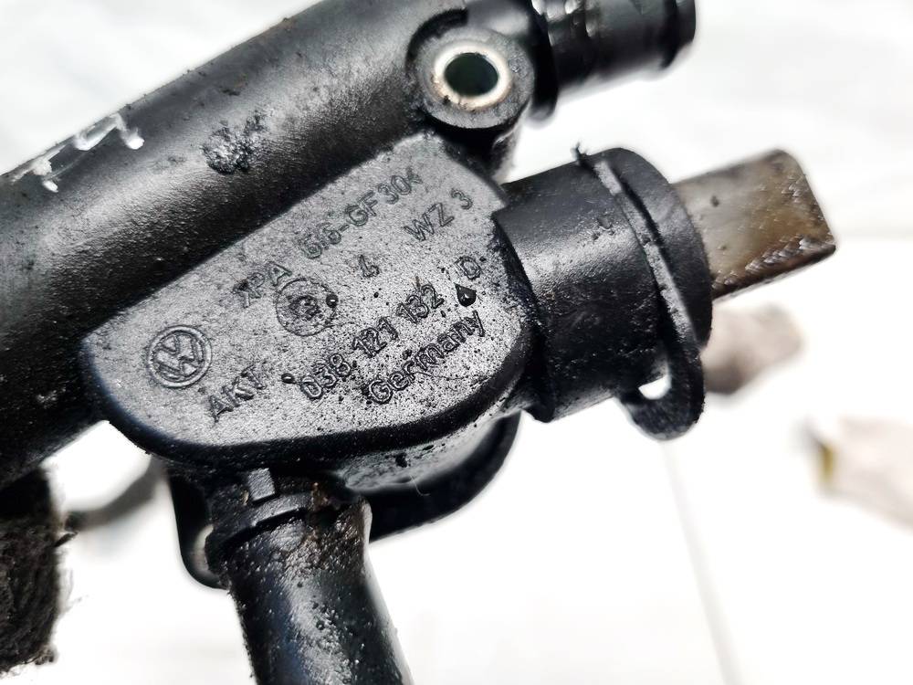 038121132D Volkswagen Jetta 2007 fluide de refroidissement du moteur Thermostat - Thumbnail 4