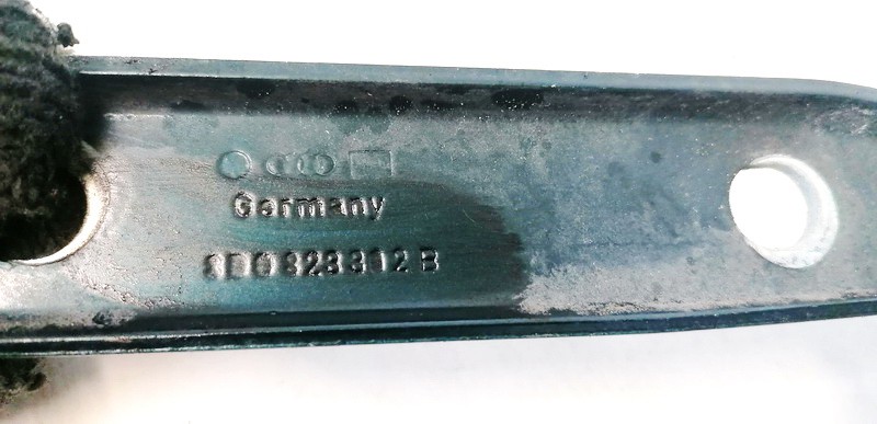 8D0823302B Audi A4 1995 Hood bonnet Hinge - FRONT RIGHT - Thumbnail 3