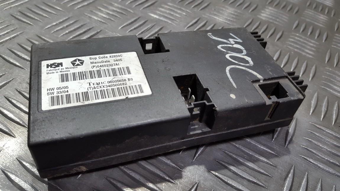 04602327AI Chrysler 300C 2006 Anderen Computern