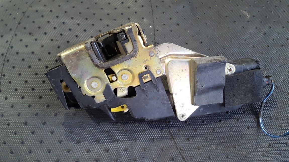 Mitsubishi Carisma 1996 Door Lock Mechanism - FRONT RIGHT