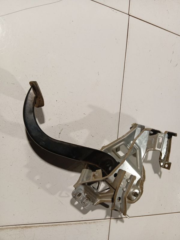 Opel Zafira 2003 Jarrupoljin