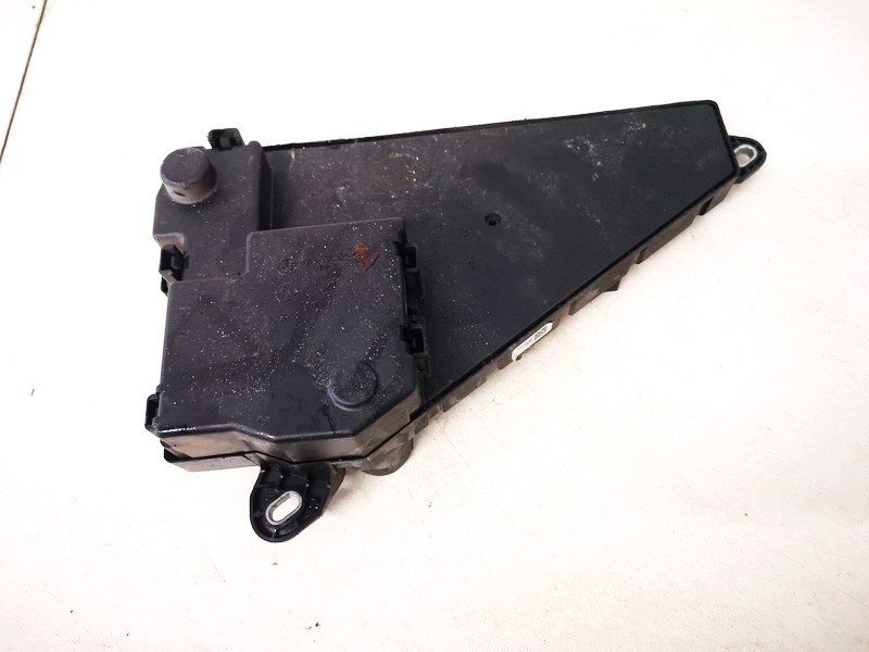 690661901 BMW 5-Series 2005 Fuse box - Thumbnail 2