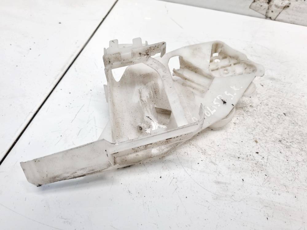 3C4839767B Volkswagen Passat 2007 Citi turētāji