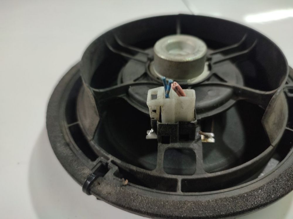 Suzuki Swift 2007 Speaker (audio) - Thumbnail 4