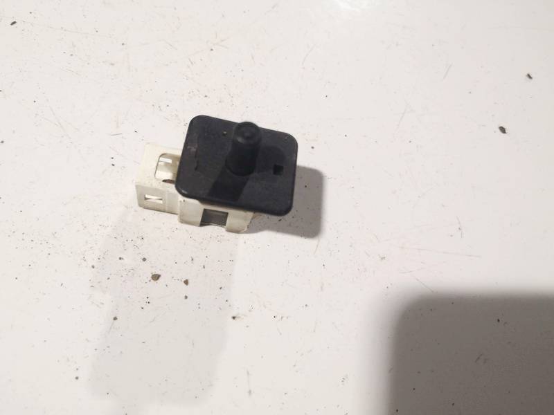 2028209410 Mercedes-Benz C-CLASS 2002 Brake Light Switch (sensor) - Switch (Pedal Contact)