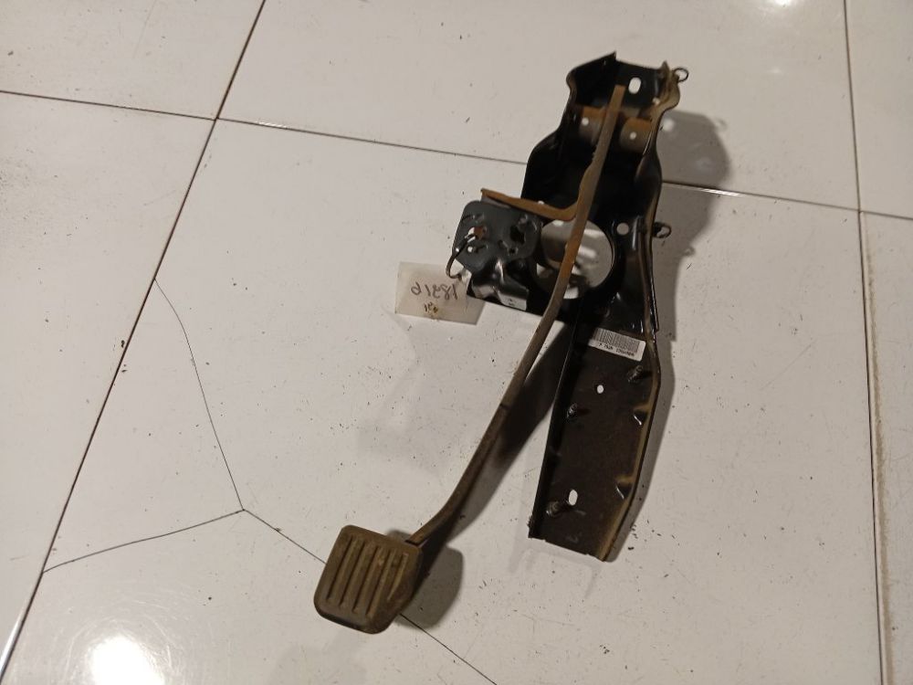 Ford Mondeo 2009 Pedał hamulca