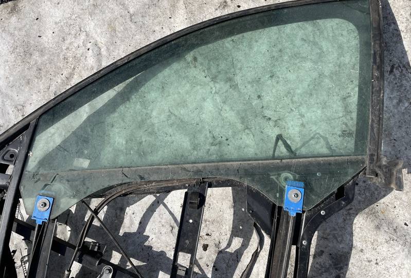 AS2M40 Audi A6 2001 Door-Drop Glass - FRONT LEFT