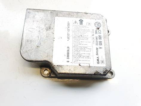 1C0909605A Volkswagen Golf 2003 CENTRALITA AIRBAG