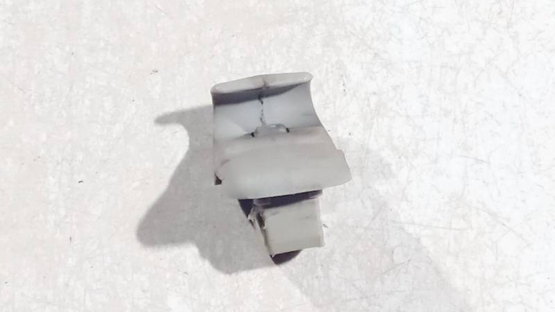 Mazda 6 2004 Uchwyt osłony przeciwsłonecznej szyberdachu - Thumbnail 3