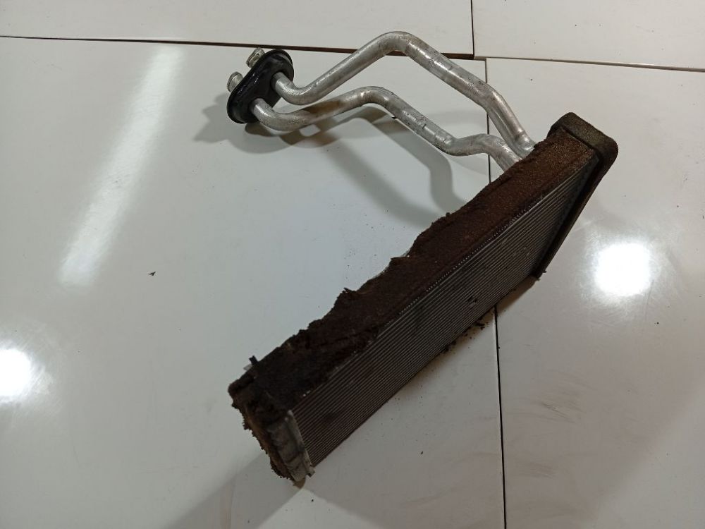 Mitsubishi Lancer 2008 Salono peciuko radiatorius - Thumbnail 3