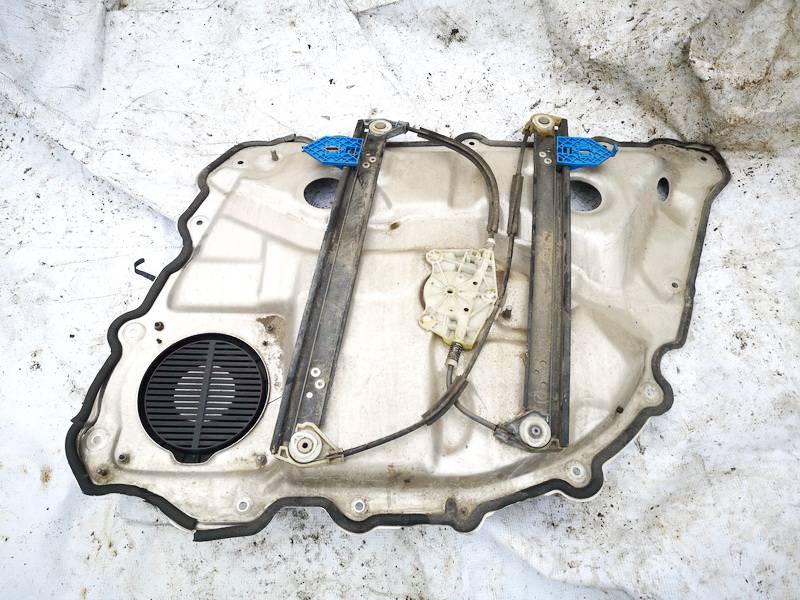 4E0839849 Audi A8 2003 Durvju loga pacēlājs - AIZMUGURE PA KREISI