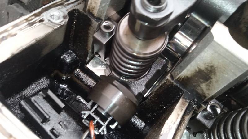 038130073AG Volkswagen Touran 2003 Fuel Injector