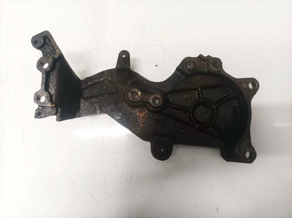 Toyota Previa 2002 Engine Mount Bracket and Gearbox Mount Bracket