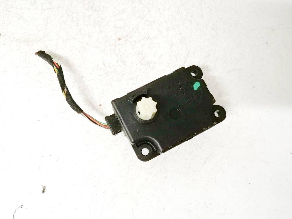 09180200 SAAB 9-3 2003 Silnik klapki nagrzewnicy