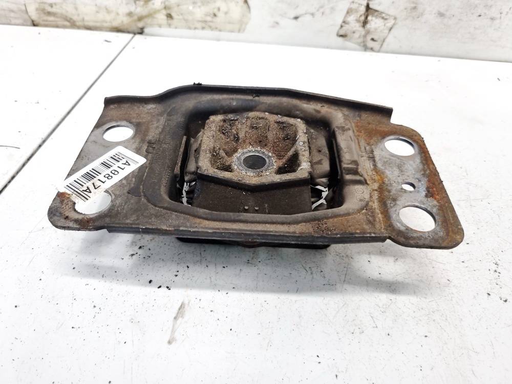 6G917M121AC Ford Galaxy 2006 Variklio pagalves bei Greiciu dezes pagalves