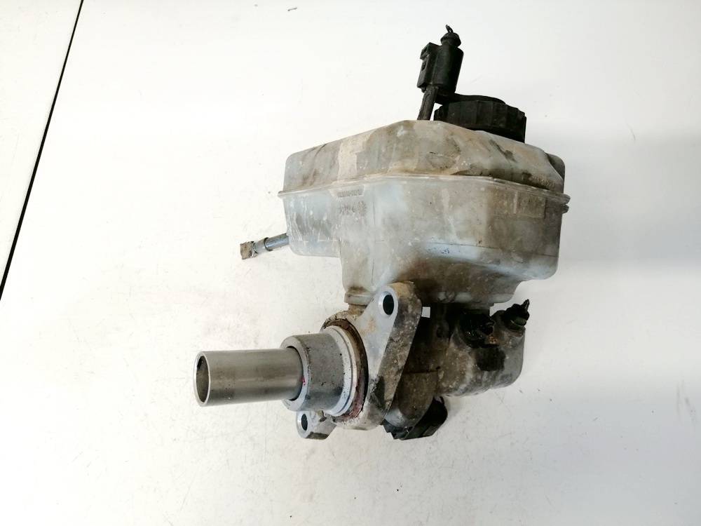 3C1611301 Volkswagen Passat 2006 Brake Master Cylinder