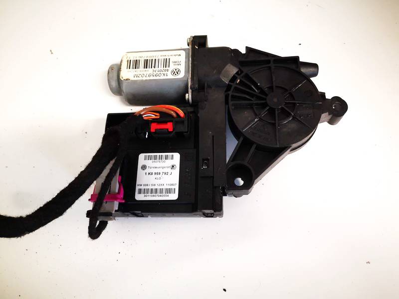 1K0959702M Volkswagen Golf 2007 Window Motor - FRONT RIGHT - Thumbnail 2