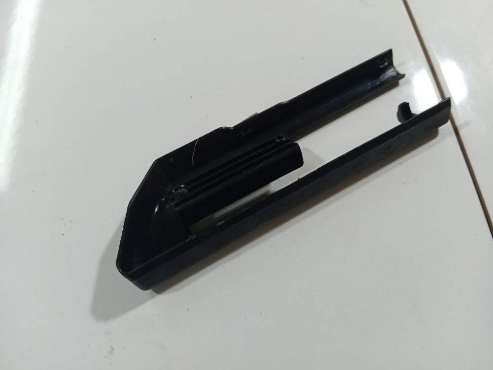 60829010 BMW 7-Series 2002 Salona apdare (plastmasas) - Thumbnail 3