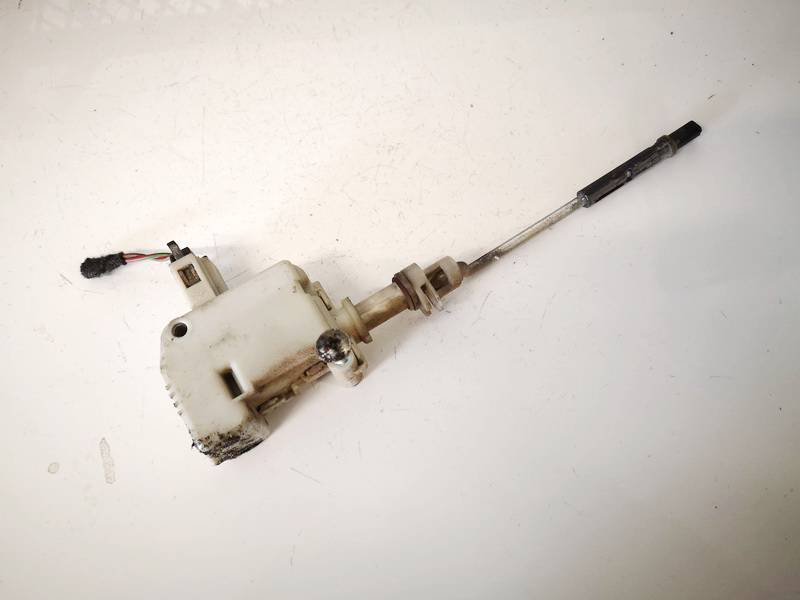 3B0810773A Volkswagen Passat 1998 Fuel Flap Motor