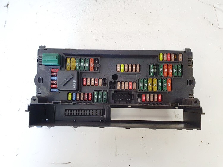 923442101 BMW 5-Series 2010 Sicherungskasten Steuergerät