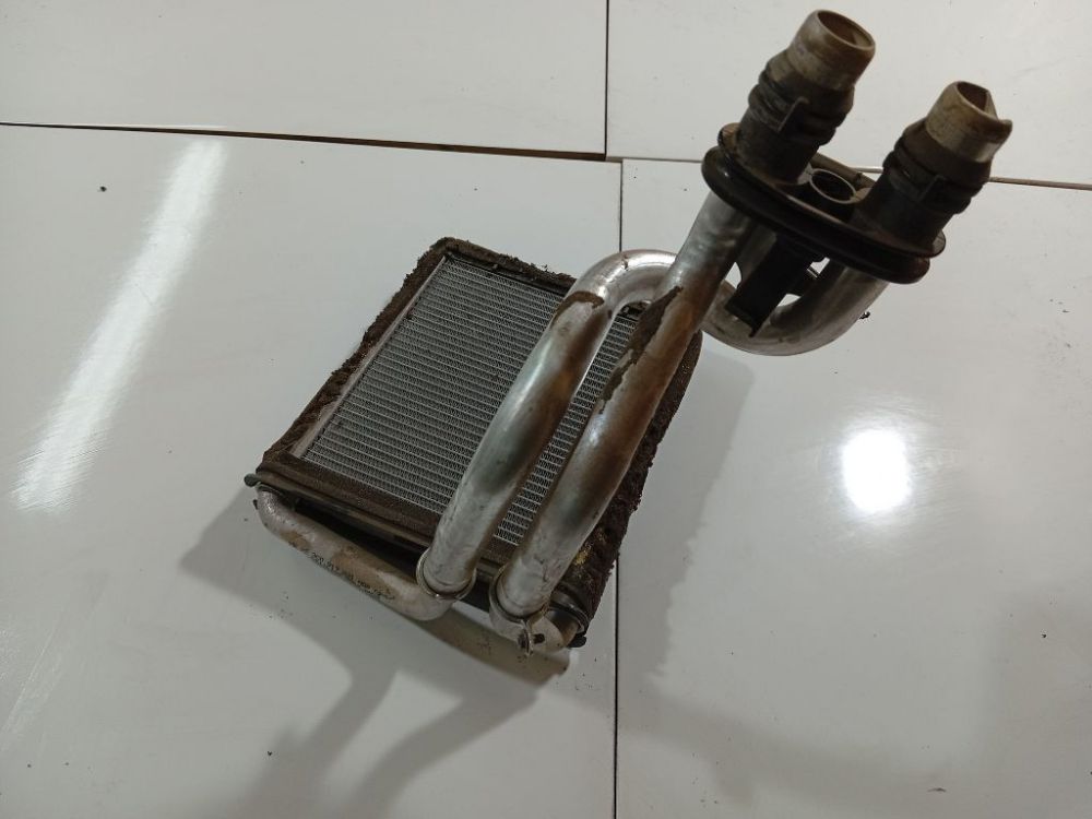 Skoda Superb 2010 Salono peciuko radiatorius - Thumbnail 3