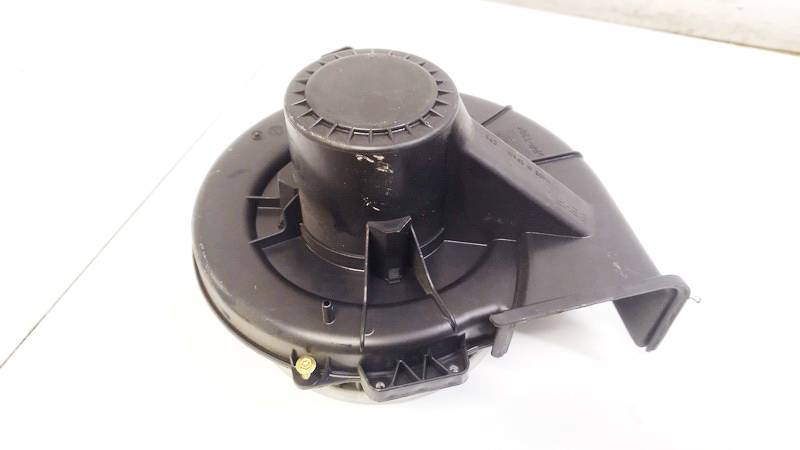 6Q1819015C Audi A2 2002 Heater blower assy