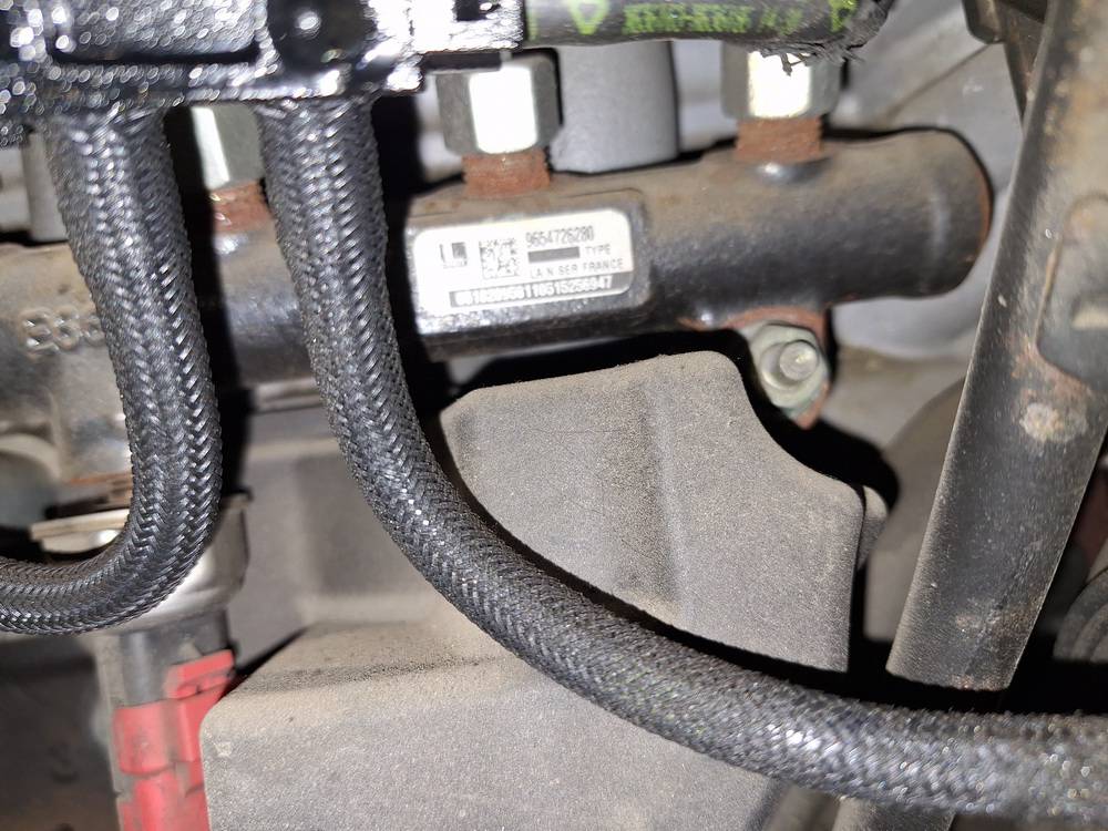 9654726280 Peugeot 307 2006 Fuel injector rail (injectors)(Fuel distributor) - Thumbnail 3